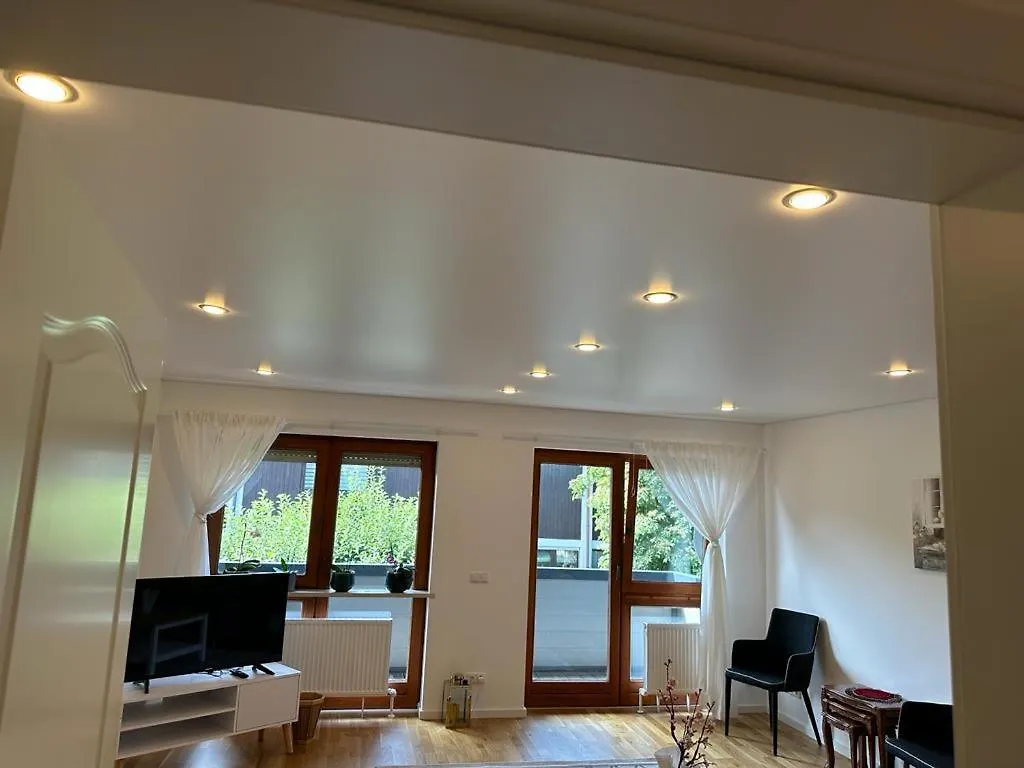 Lichtdurchflutete 90 M2 Drei Zimmer Duplexwohnung In Altperlach Munich Apartment