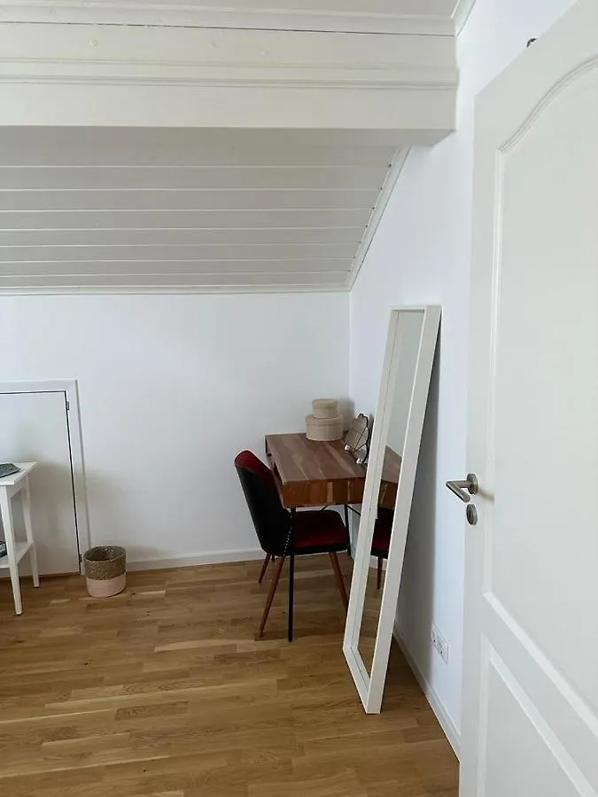 Lichtdurchflutete 90 M2 Drei Zimmer Duplexwohnung In Altperlach Munich Apartment
