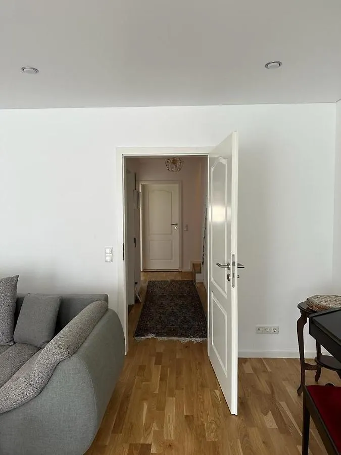 Apartment Lichtdurchflutete 90 M2 Drei Zimmer Duplexwohnung In Altperlach Munich Germany