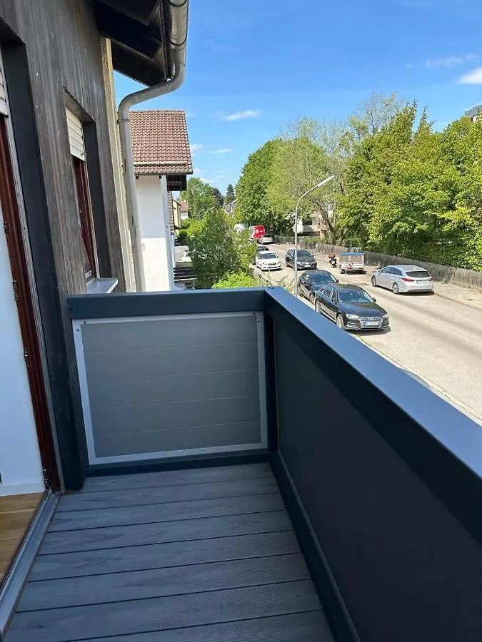 Lichtdurchflutete 90 M2 Drei Zimmer Duplexwohnung In Altperlach Munich Apartment