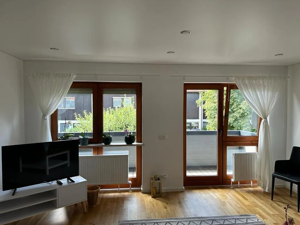Lichtdurchflutete 90 M2 Drei Zimmer Duplexwohnung In Altperlach Munich Apartment